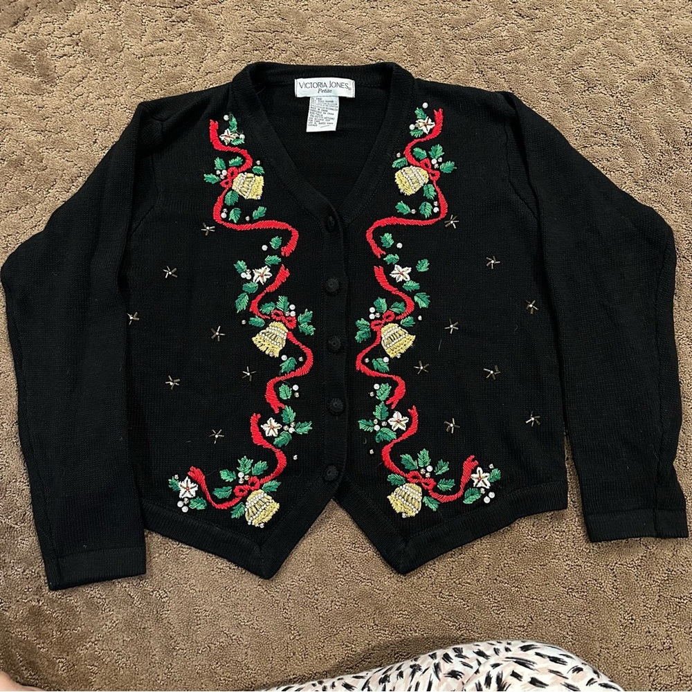 Victoria Jones Petite women’s Medium black Christmas cardigan